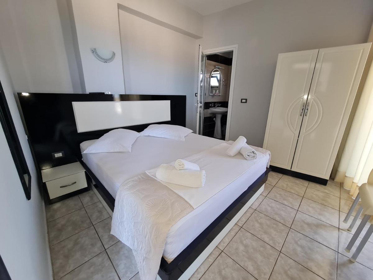 Hotel Ardiani Ксамил Екстериор снимка