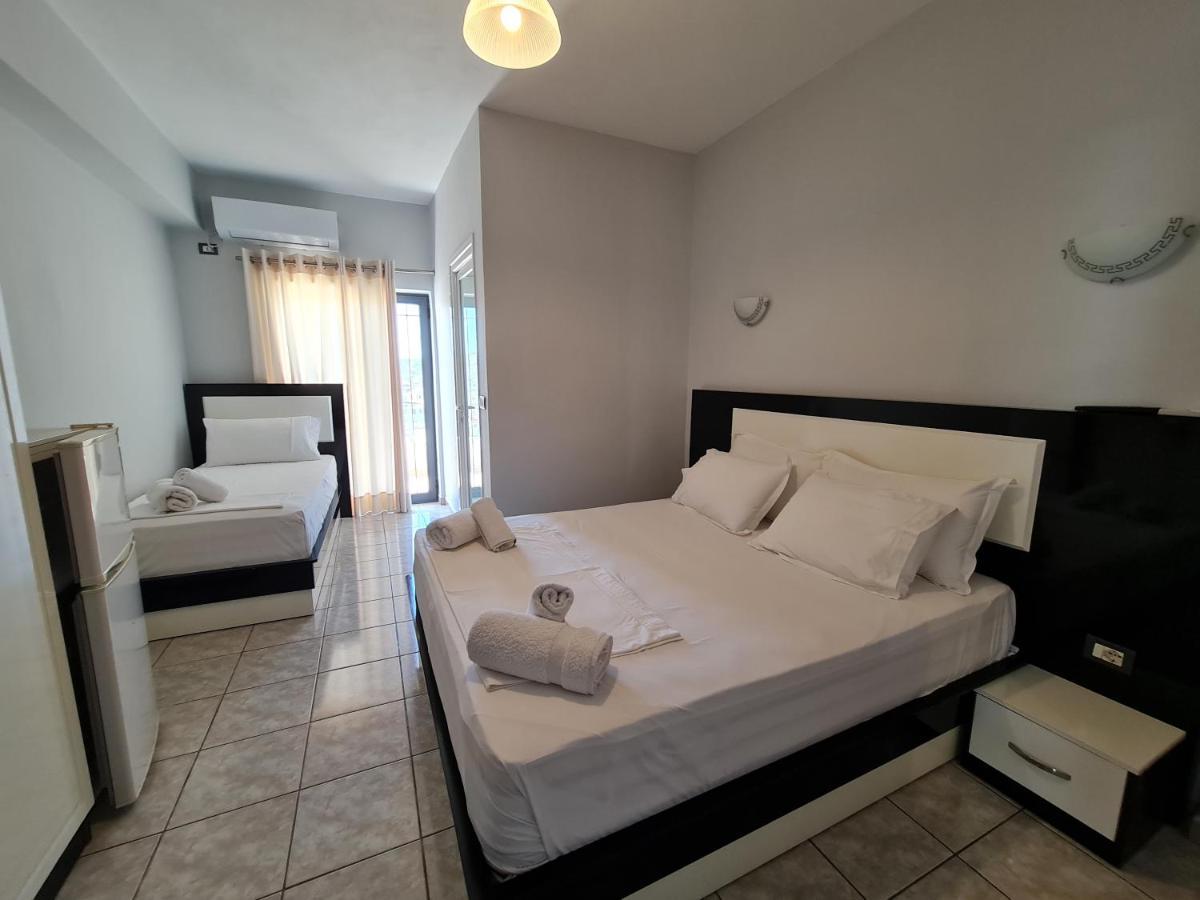 Hotel Ardiani Ксамил Екстериор снимка