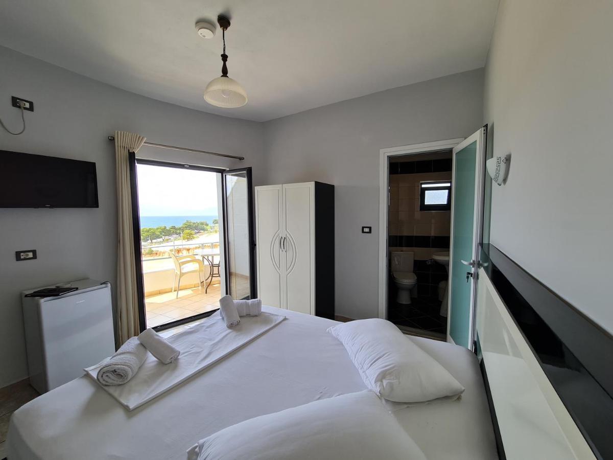 Hotel Ardiani Ксамил Екстериор снимка