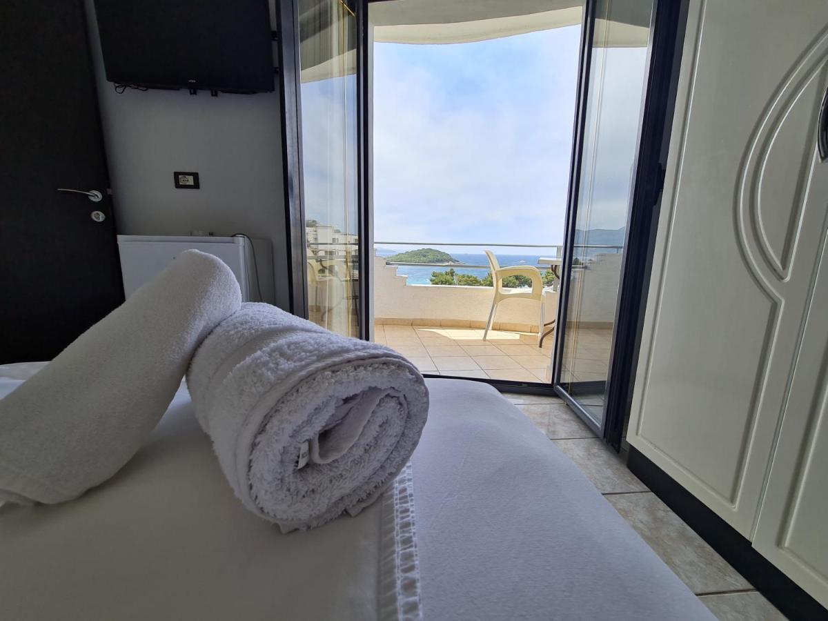 Hotel Ardiani Ксамил Екстериор снимка