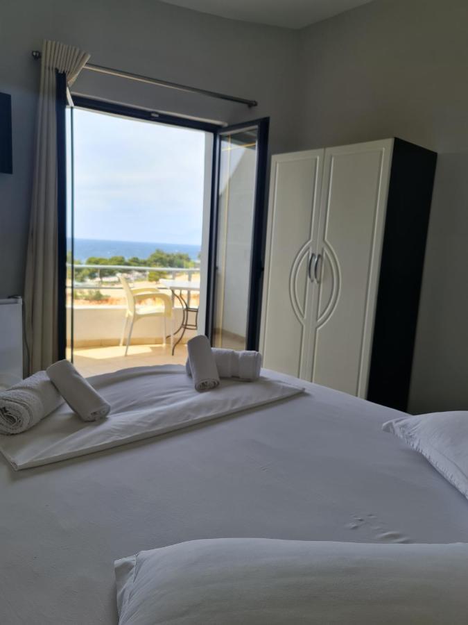 Hotel Ardiani Ксамил Екстериор снимка