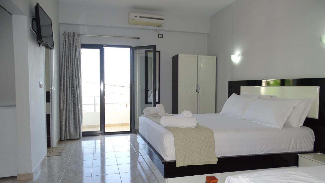 Hotel Ardiani Ксамил Екстериор снимка