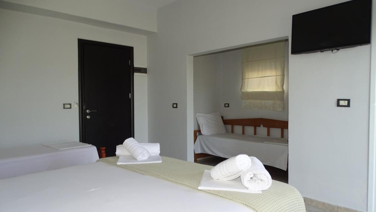 Hotel Ardiani Ксамил Екстериор снимка