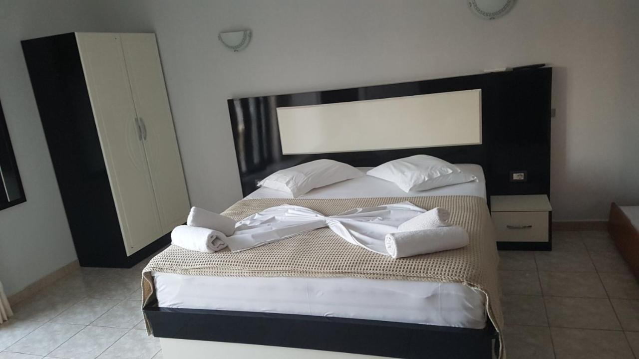 Hotel Ardiani Ксамил Екстериор снимка